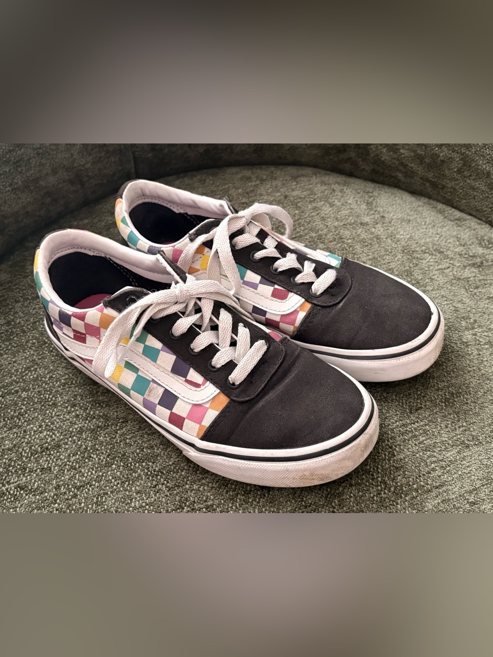 Kids Vans Black Checkered Low-Top youth 3.5